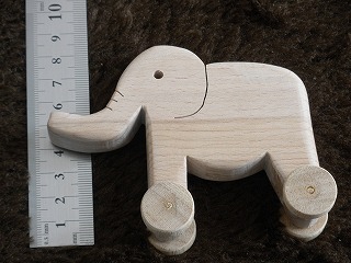 ���������h  �]�E1